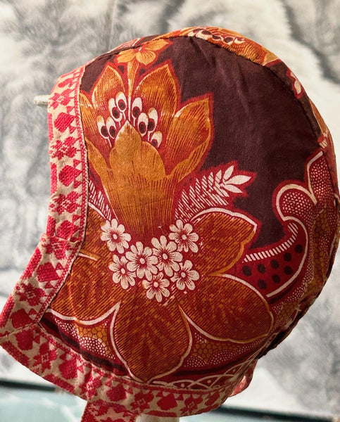 Antique Dutch Traditional Costume Block Print Chintz Child’s Bonnet: C19th Marken, Holland