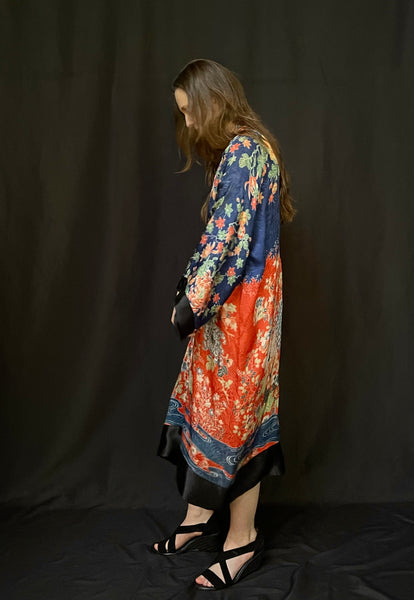 Antique Pongee Damask Silk Kimono with Florals and Garden Scene: C1920 Japan for export