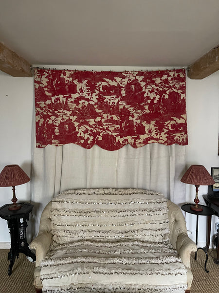 Antique Quilted Toile de Jouy Pelmet: C18th  Jean-Pierre Meillier et Cie in Beautriran