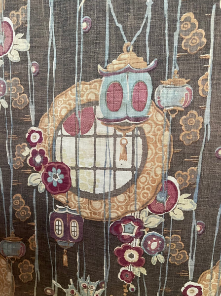 Antique Art Nouveau Japanoise Textile with Lanterns: C1900/10 Foxtons, England