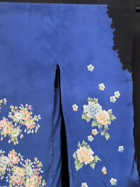 Reversible Hand Painted Silk Kimono with Flowers: C1920 Japan for export