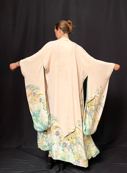 Hand Painted & Stencilled Reversible Silk Kimono Peppermint Green & Powder Pink: C1930 Japan