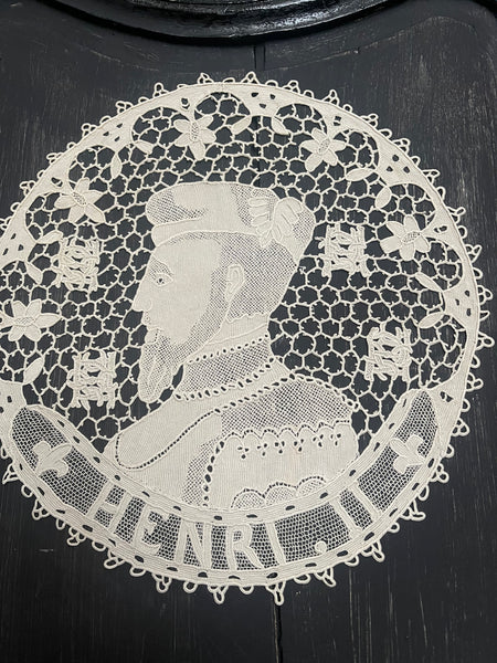 Antique Figurative Bobbin Lace Roundels Kings France: Late C18th Early C19th, Italy