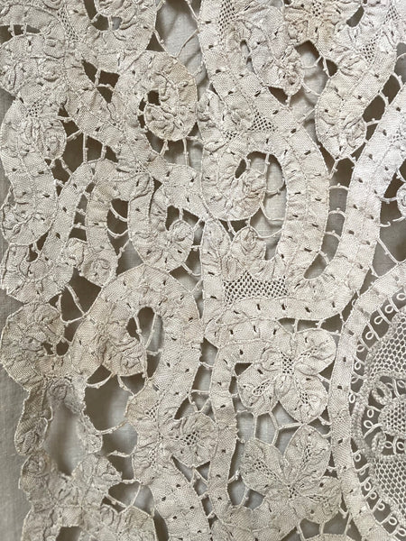 Early Antique Milanese Tape Lace Panel Handmade Collectable Italian Antique Lace: C18th Century, Milan, Italy