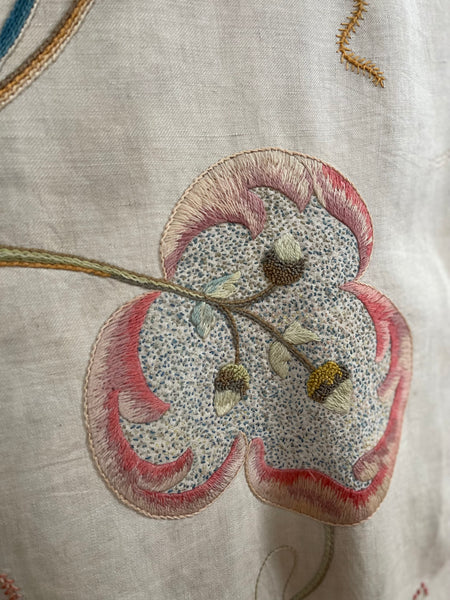 Antique Arts and Crafts Jacobean Revival Crewelwork Tree of Life Wallhanging: Early C20th Britain