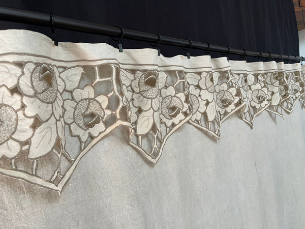 Long Art Deco Cutwork & Embroidered Linen Border: C1920 France