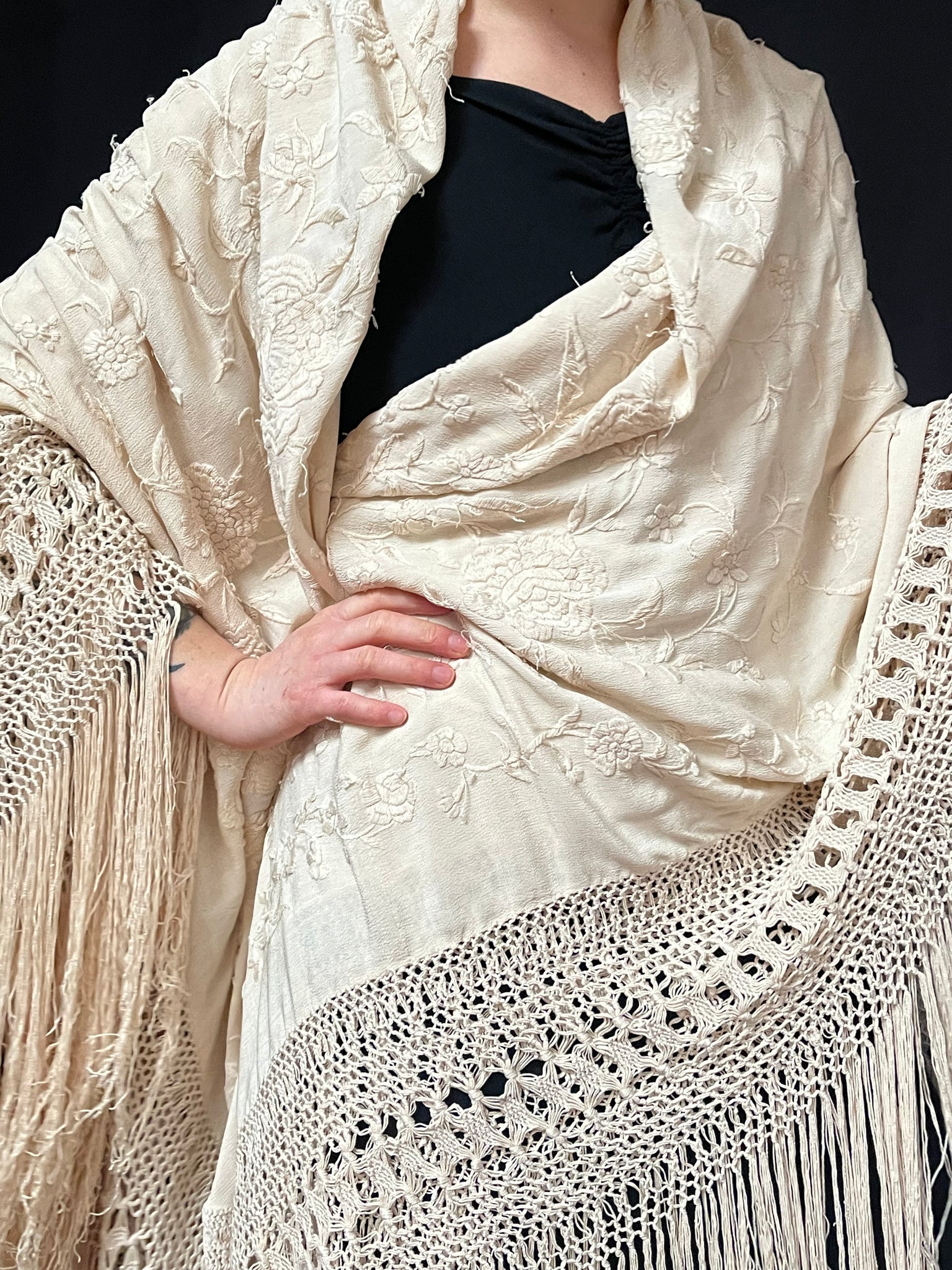 Antique Hand Embroidered Cream Silk Piano Shawl Manton: C1910 Canton, China