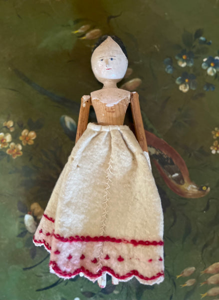 Antique Grodnertal Wooden Folk Art Peg Doll: C19th Germany