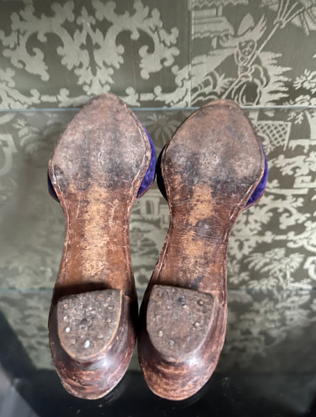 Pair Traditional Beaded Silk Velvet Mules Child’s: C190O Indonisia