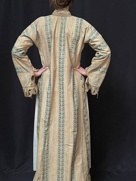 Antique Traditional Womans Ottoman Silk Brocade ‘Entari’ Coat/Robe: Early C19th Turkey