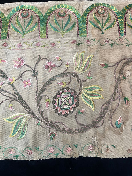 Antique Jacobean Silk and Metal Thread Floral Embroidery: C17th Europe