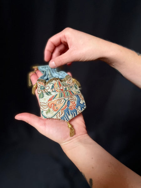 Antique Collectable Coin Purse with Chinese Embroidery: C19th Britain / China