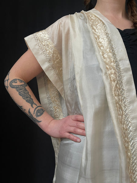 Antique Fine Floss Silk Embroidered Delhi Shawl: C1910 India for export