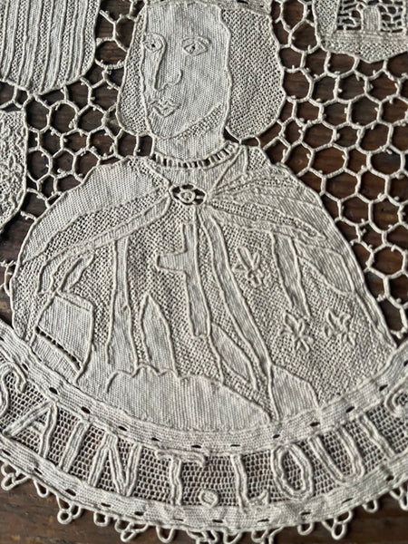 Antique Figurative Bobbin Lace Roundels Kings France: Late C18th Early C19th, Italy