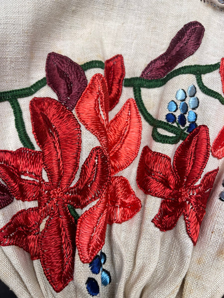 Hand Embroidered Floral Drawstring Bag with Tassels: C1930s Britain