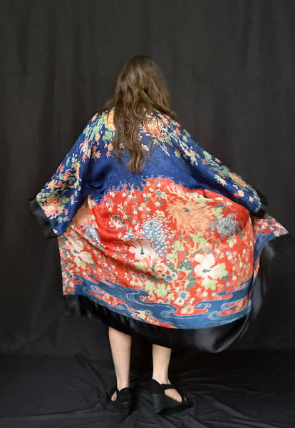 Antique Pongee Damask Silk Kimono with Florals and Garden Scene: C1920 Japan for export