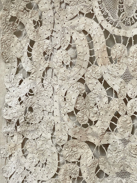 Early Antique Milanese Tape Lace Panel Handmade Collectable Italian Antique Lace: C18th Century, Milan, Italy