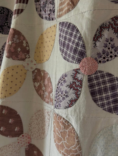 Antique Handmade ‘Orange Peel’ Patchwork Quilt: C19th England