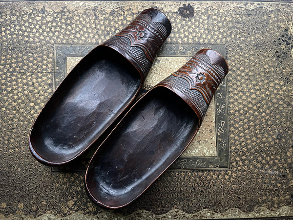 Pair of Tiny Antique Hand carved Treen Sabots: C19th Europe