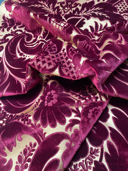 Rare Antique Cut Silk Velvet Panel Handmade Venetian Ciséle: 17th Century, Venice, Italy