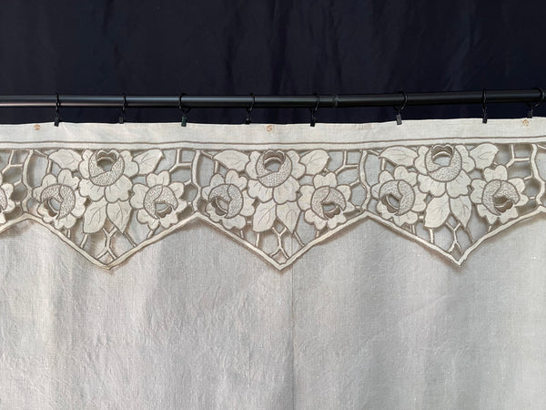 Long Art Deco Cutwork & Embroidered Linen Border: C1920 France