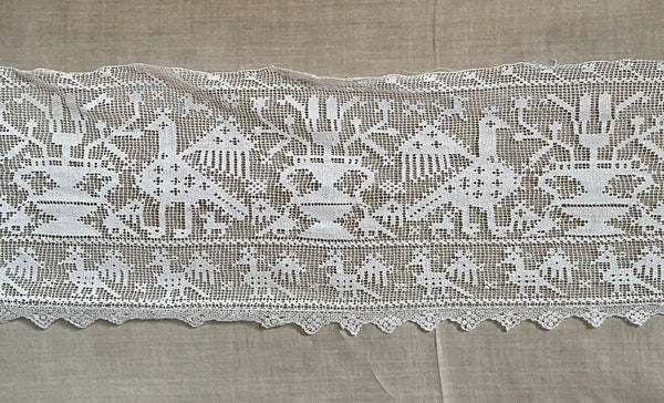 Untitled Antique Filet Lace Valance with Birds & Vases: C19th Europe