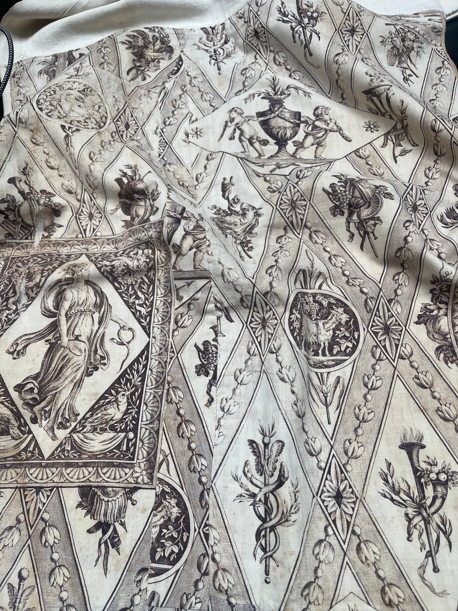 Toile de Jouy panel with cupids and Goddesses: C1800 France