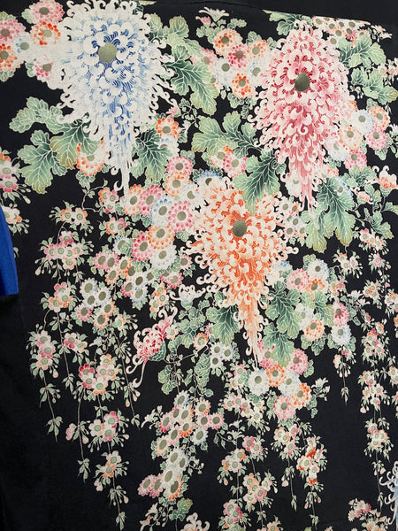 Reversible Hand Painted Silk Kimono with Flowers: C1920 Japan for export