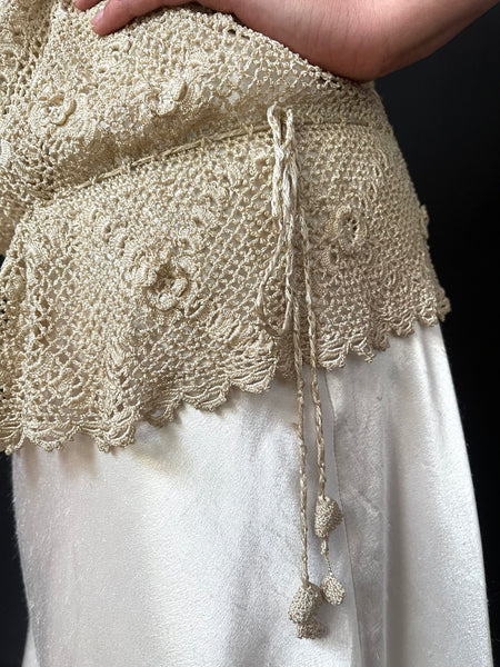 Original 1920s Crotchet Lace Top: C1920 Europe