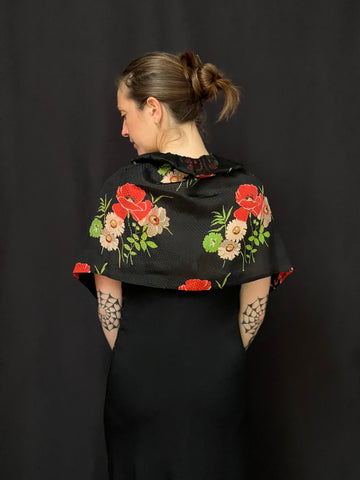 Pretty Silk Caplet or Tippet with Poppies and Daisies Print: C1930s France