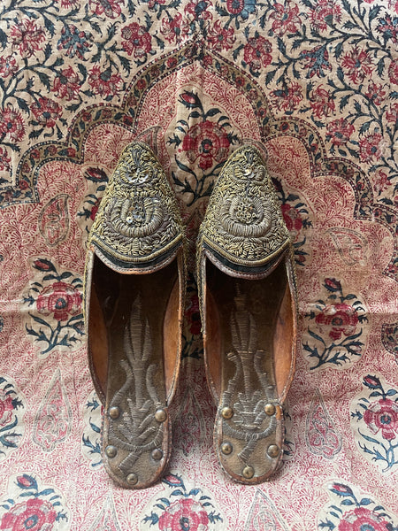 Pair of Gold Embroidered Ottoman Slippers: C19th Turkey