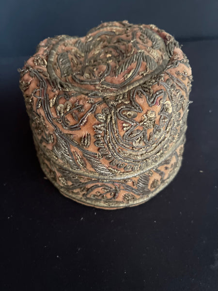 Gold Embroidered Zardozi Pink Velvet Hat: C19th India