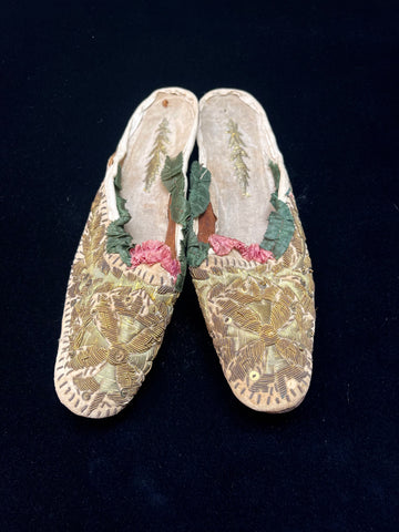 Pair of Antique Gilt Embroidered Velvet Slippers: C19th India
