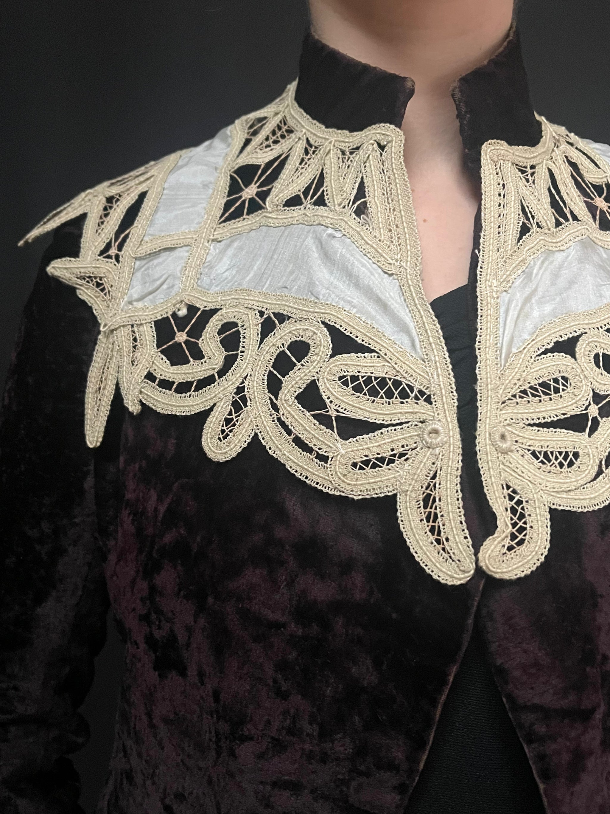 Edwardian Handmade Tape Lace Collar: C1900 England – Hannah Whyman