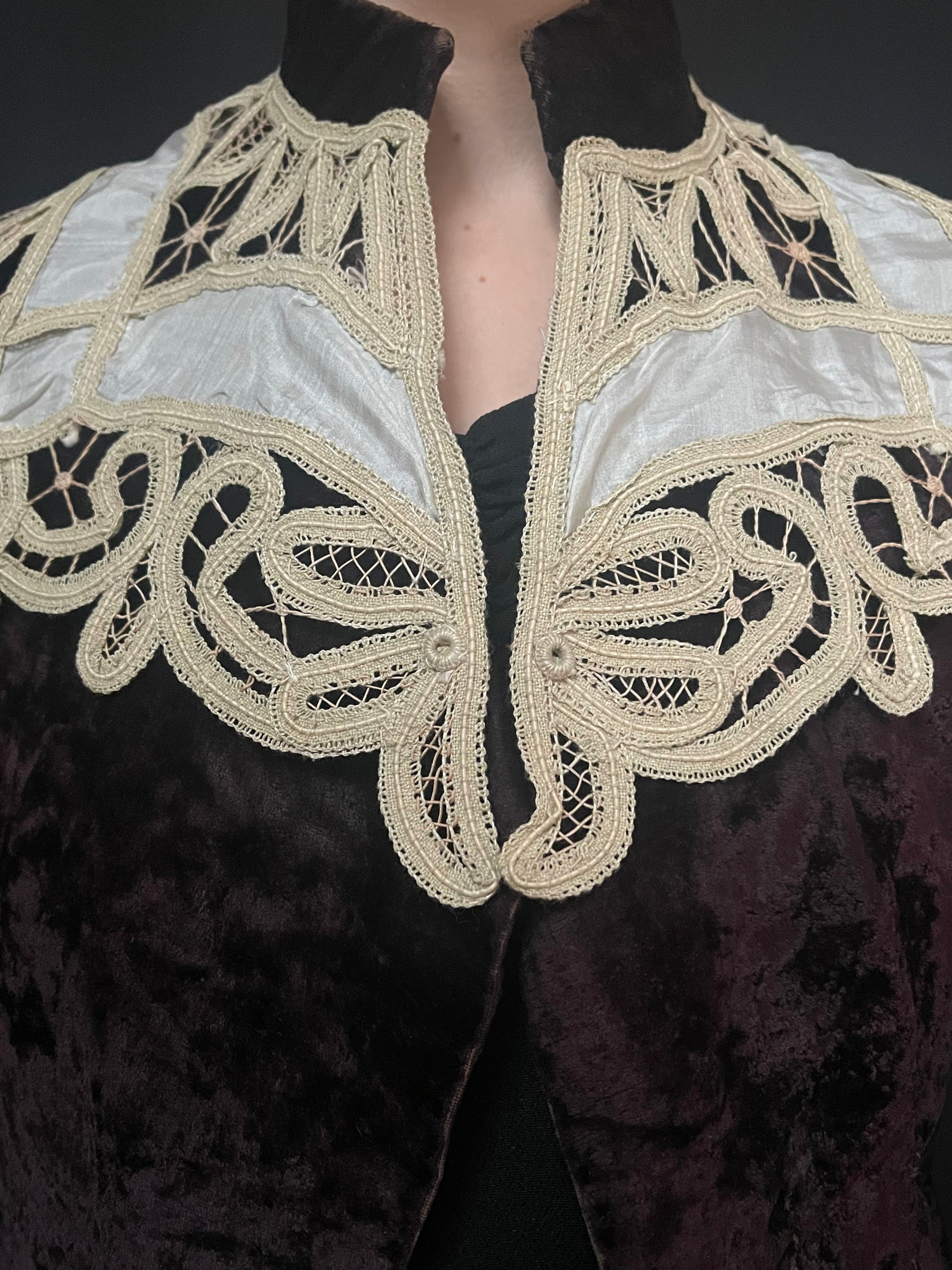 Edwardian Handmade Tape Lace Collar: C1900 England – Hannah Whyman