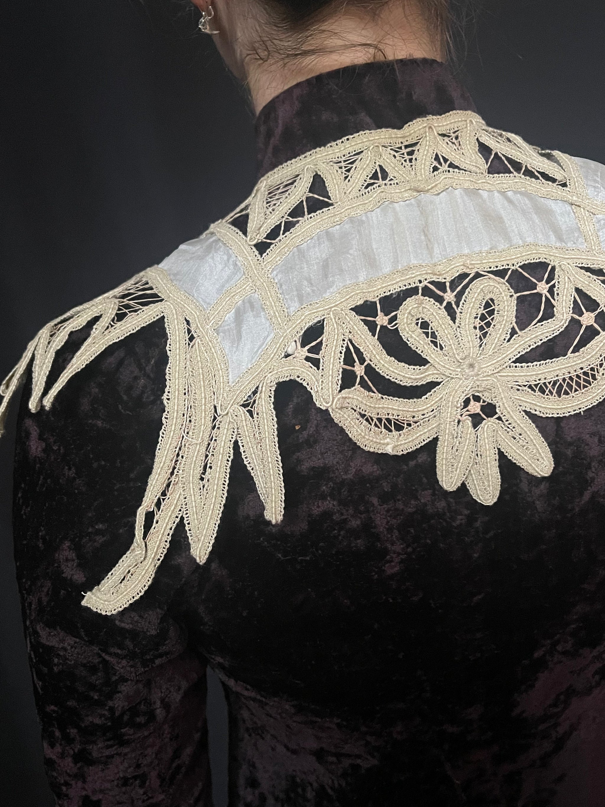 Edwardian Handmade Tape Lace Collar: C1900 England – Hannah Whyman