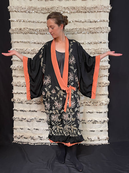 Silk Embroidered Kimono Jacket Robe : C1920 Europe