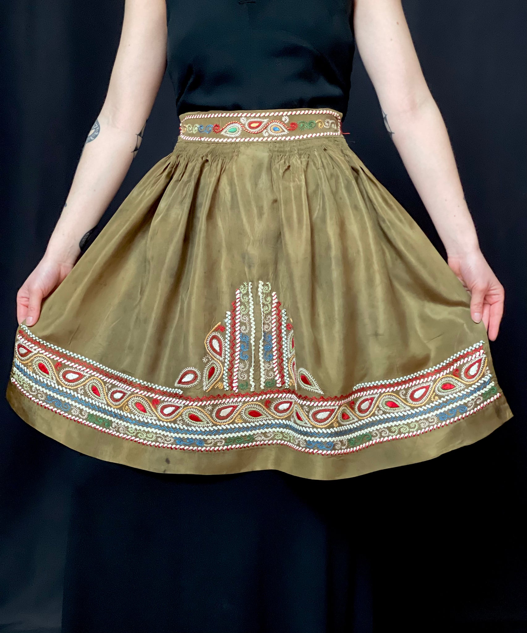 Traditional Folk Costume Silk Embroidered Apron: C1900 Eastern ...