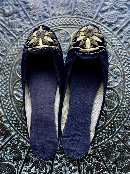 Antique Gold Embroidered Woman’s Velvet Slippers: C19th Philippines